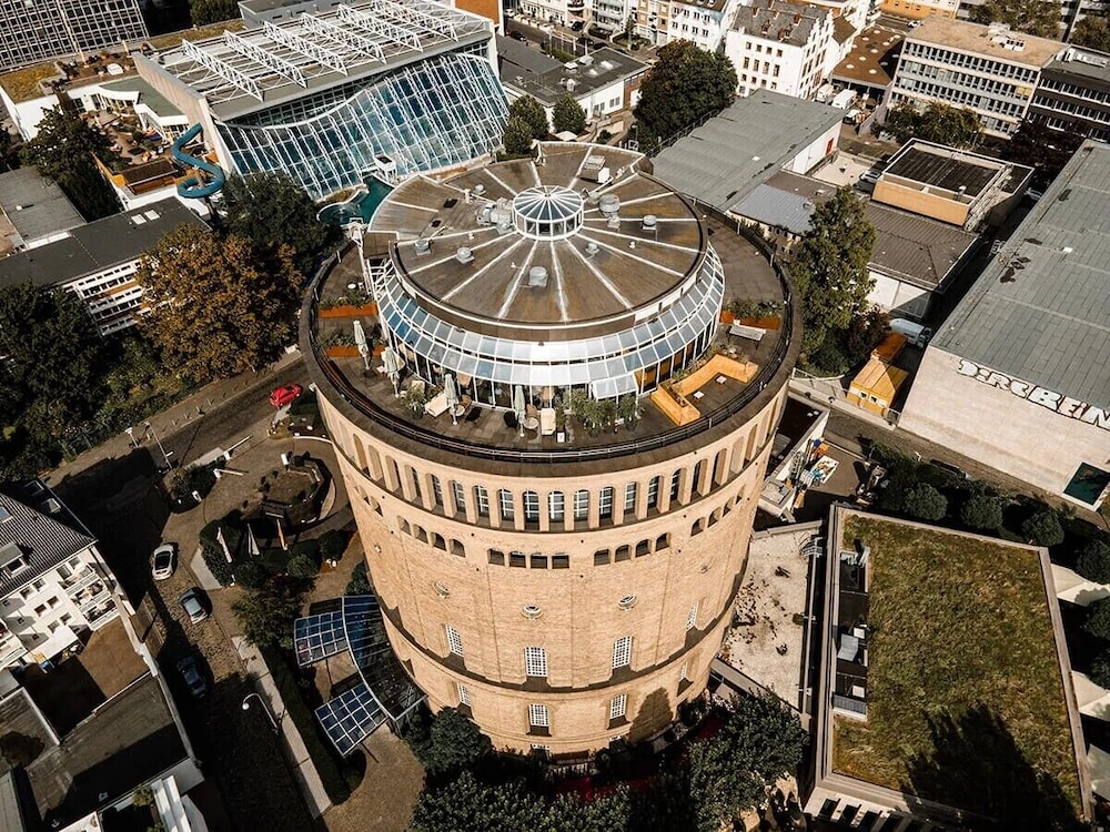 Wasserturm Hotel Cologne, Curio Collection by Hilton - zdjęcie 2