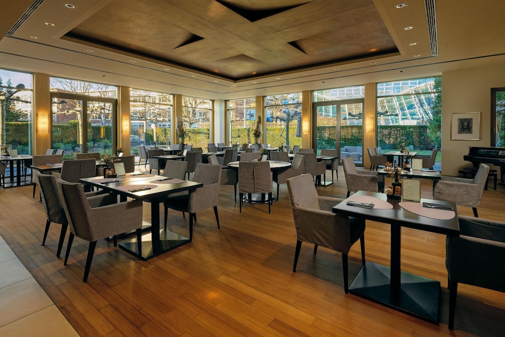 Wasserturm Hotel Cologne, Curio Collection by Hilton — Restaurant & bars in Cologne, North Rhine-Westphalia