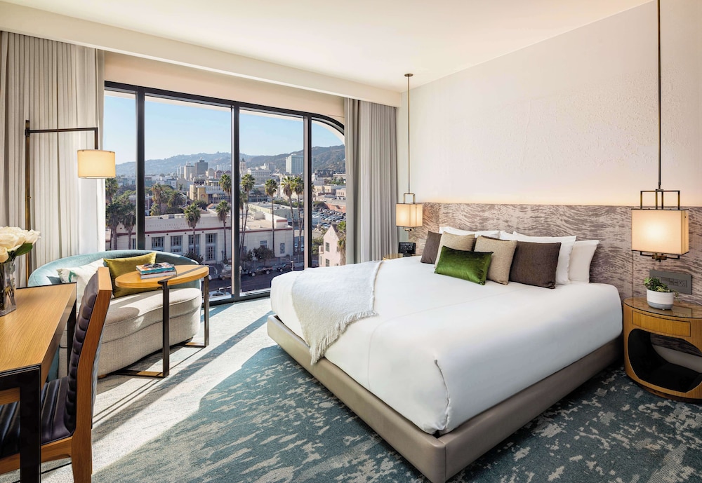 Dream Hollywood, by Hyatt — Hotel rooms in Los Angeles, California