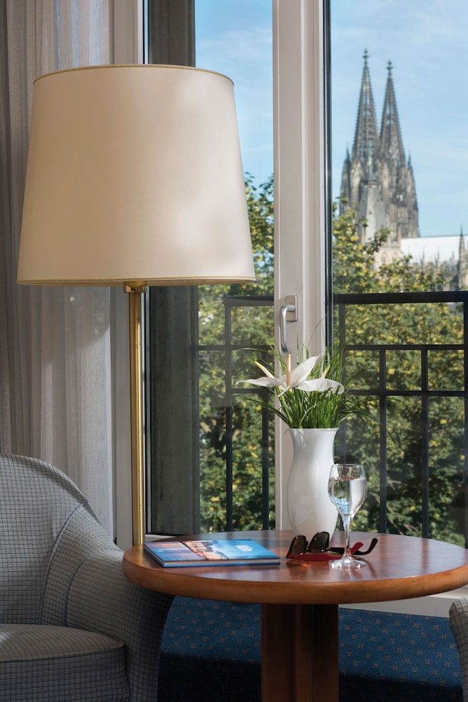 Maritim Hotel Köln — Hotel rooms in Cologne, North Rhine-Westphalia