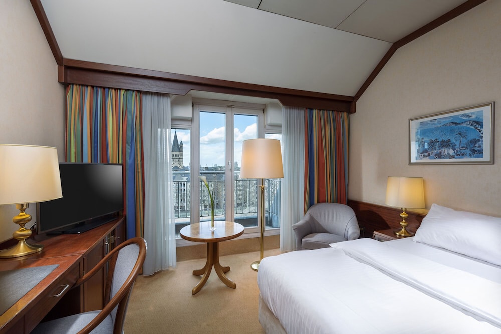 Maritim Hotel Köln — Hotel rooms in Cologne, North Rhine-Westphalia