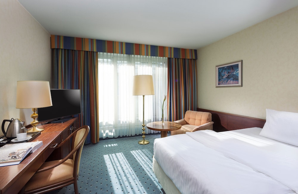 Maritim Hotel Köln — Hotel rooms in Cologne, North Rhine-Westphalia