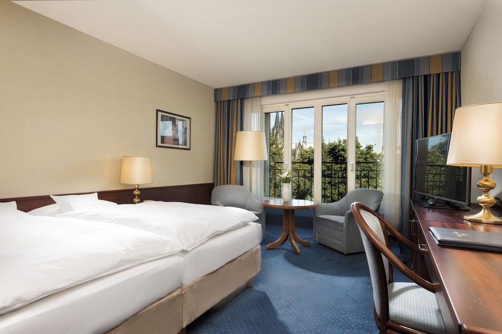 Maritim Hotel Köln — Hotel rooms in Cologne, North Rhine-Westphalia