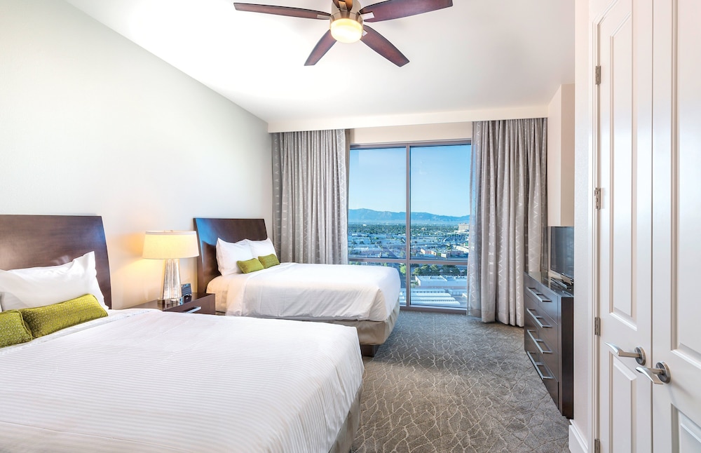Club Wyndham Desert Blue — Hotel rooms in Las Vegas, Nevada