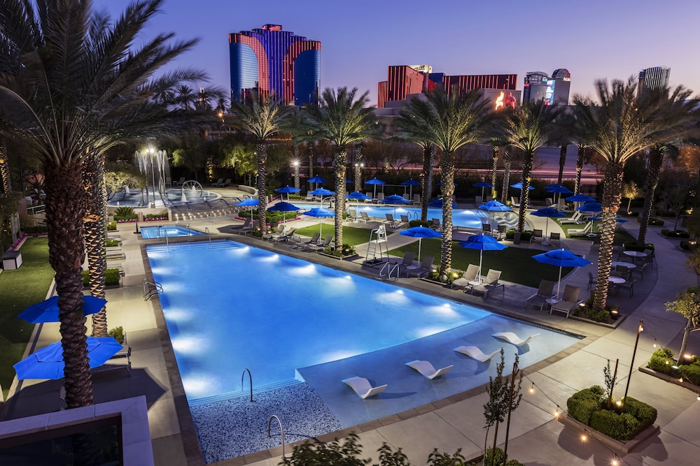 Club Wyndham Desert Blue — Swimming pool in Las Vegas, Nevada