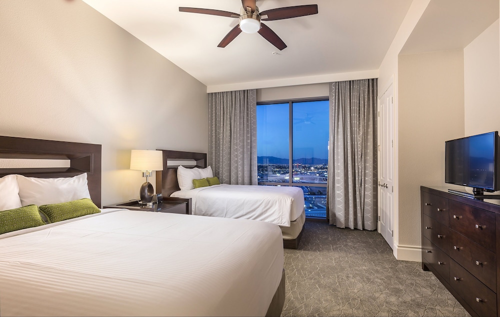 Club Wyndham Desert Blue — Hotel rooms in Las Vegas, Nevada