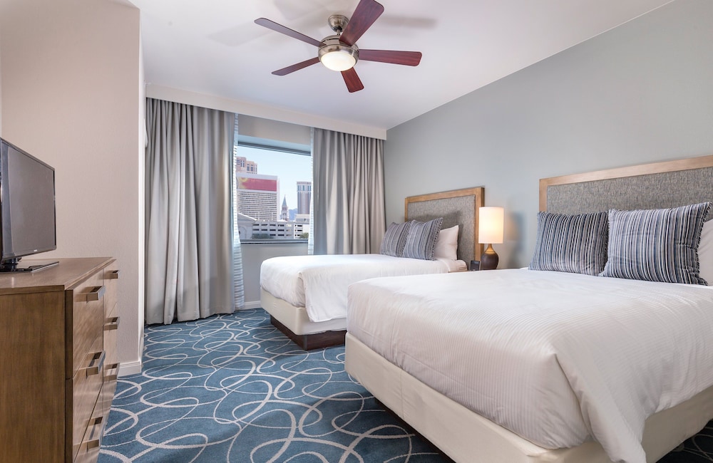 Club Wyndham Desert Blue — Hotel rooms in Las Vegas, Nevada