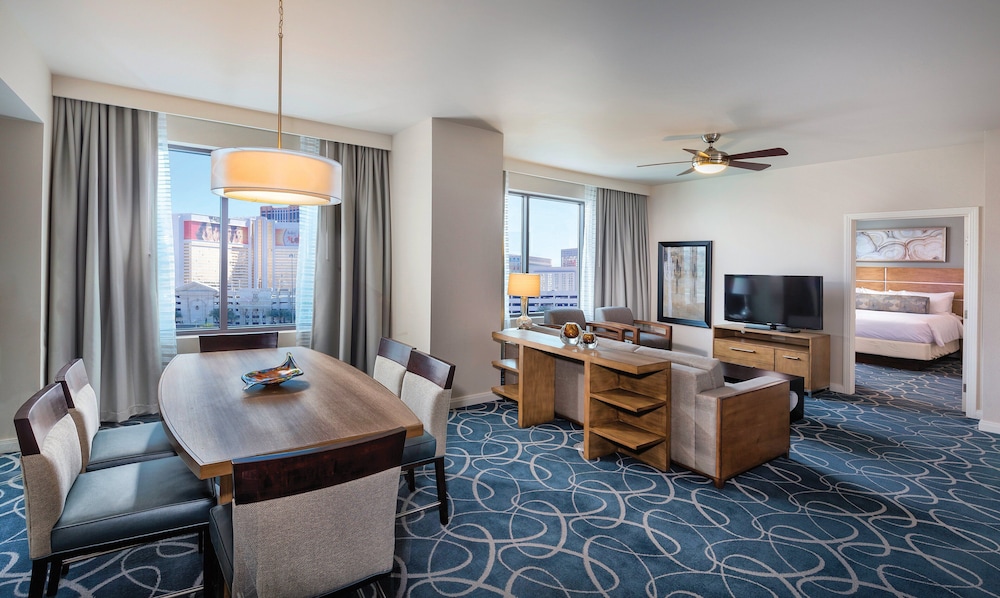 Club Wyndham Desert Blue — Hotel rooms in Las Vegas, Nevada