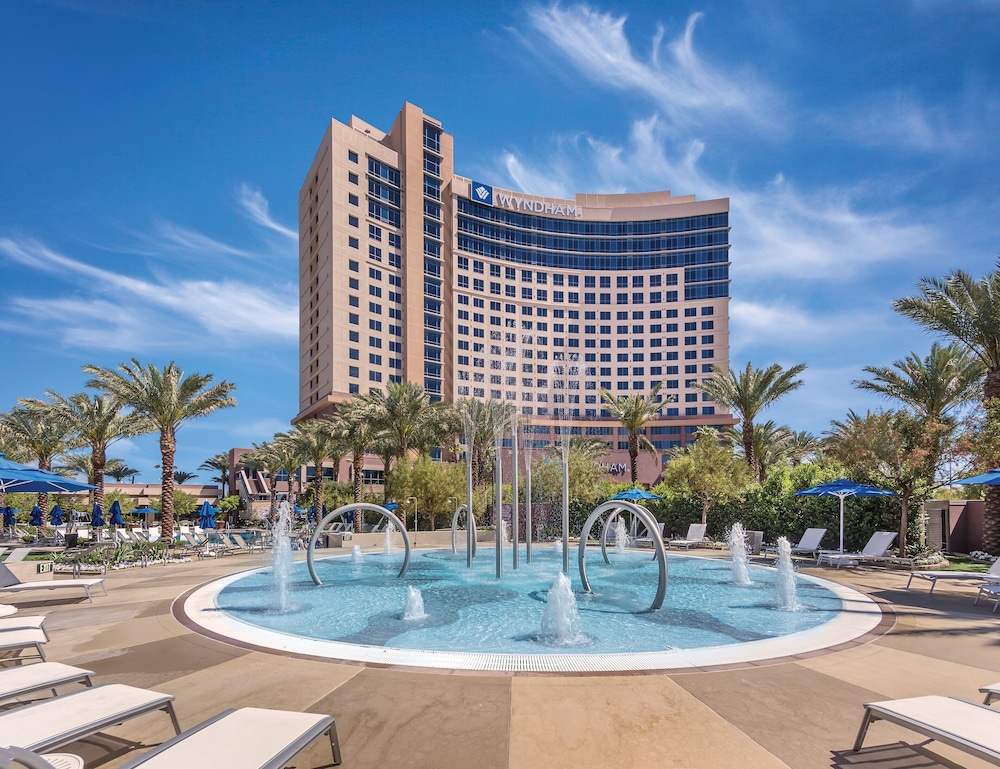 Club Wyndham Desert Blue — Hotel building in Las Vegas, Nevada