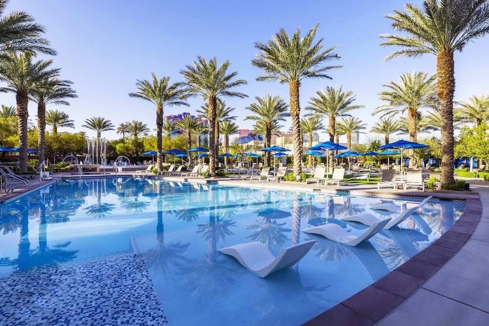 Club Wyndham Desert Blue — Swimming pool in Las Vegas, Nevada