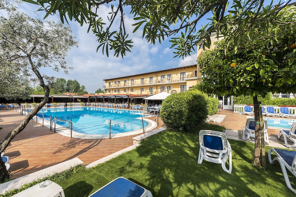 Hotel Antico Monastero - zdjęcie 2