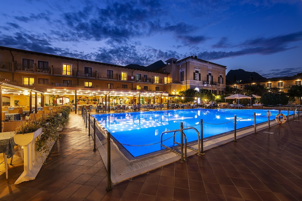 Hotel Antico Monastero — Main photo in Toscolano Maderno, Lombardy