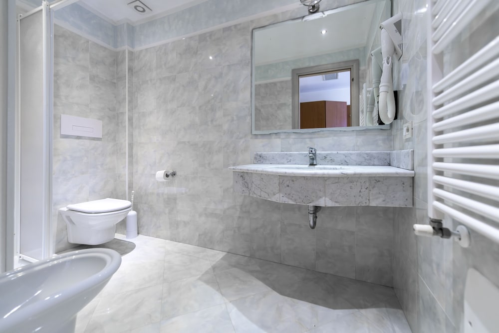 Hotel Antico Monastero — Hotel rooms in Toscolano Maderno, Lombardy
