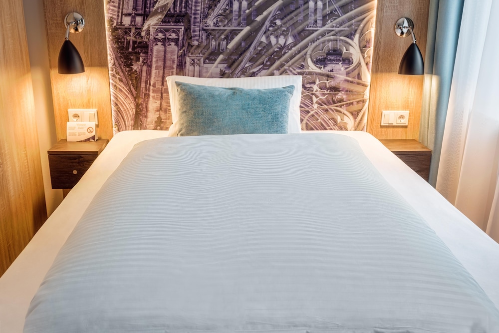 CityClass Hotel Alter Markt — Hotel rooms in Cologne, North Rhine-Westphalia