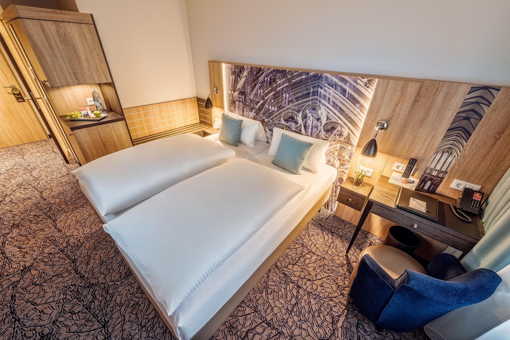 CityClass Hotel Alter Markt — Hotel rooms in Cologne, North Rhine-Westphalia