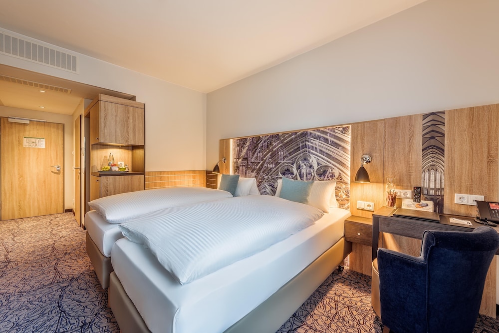 CityClass Hotel Alter Markt — Hotel rooms in Cologne, North Rhine-Westphalia