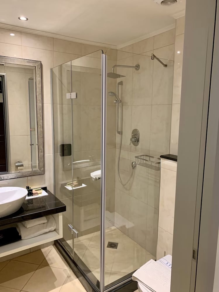 Cactus Royal Resort & Spa — Hotel rooms in Stalida