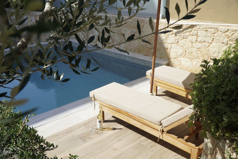Cactus Royal Resort & Spa — Swimming pool in Stalida
