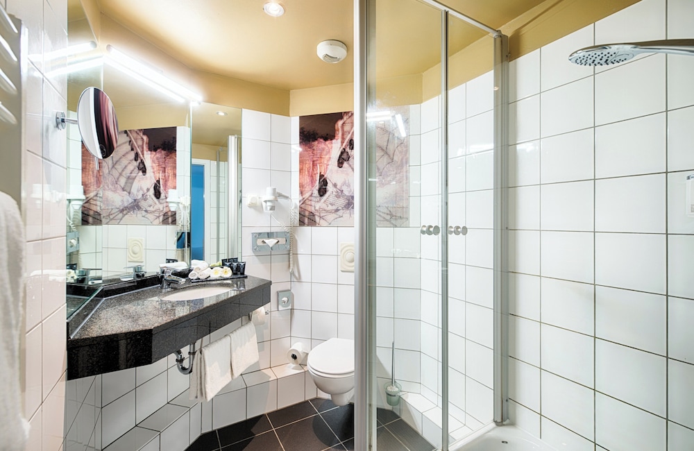 Leonardo Boutique Hotel Düsseldorf — Hotel rooms in Düsseldorf, North Rhine-Westphalia