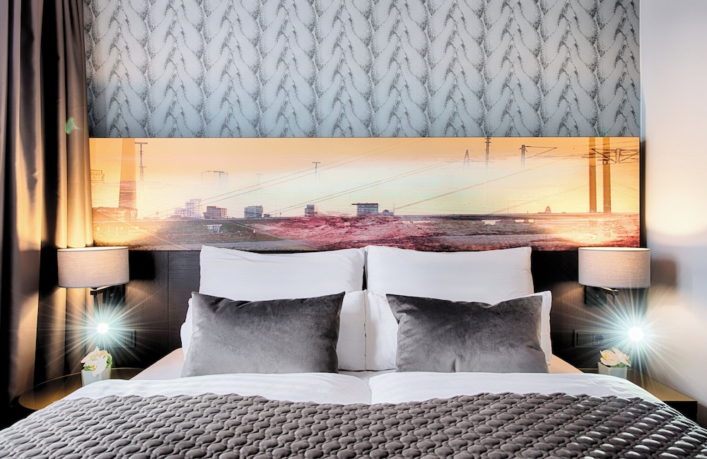 Leonardo Boutique Hotel Düsseldorf — Hotel rooms in Düsseldorf, North Rhine-Westphalia