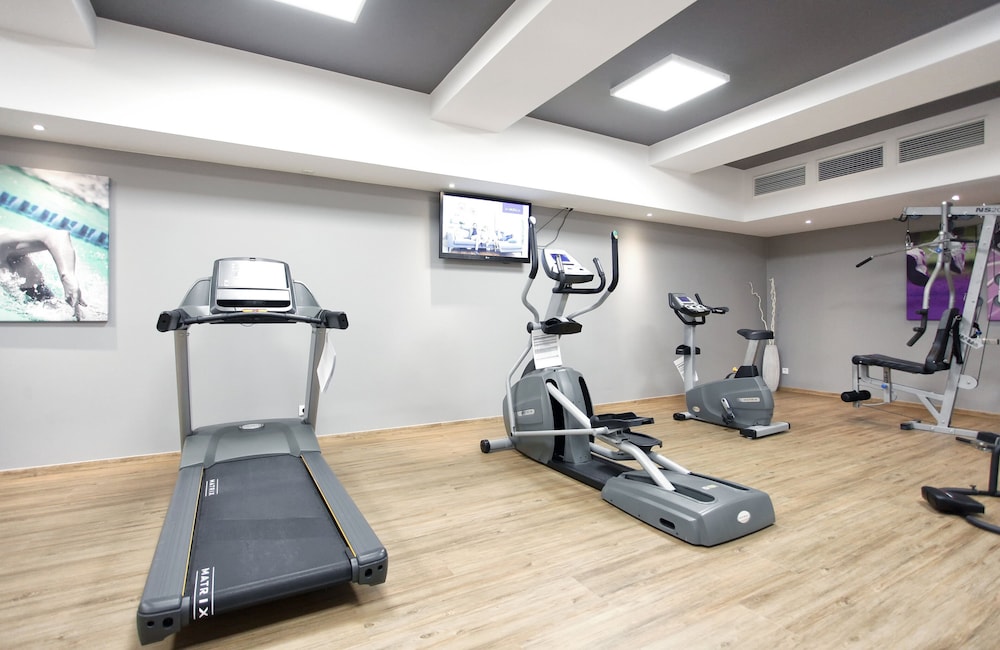 Leonardo Boutique Hotel Düsseldorf — Sports & recreation in Düsseldorf, North Rhine-Westphalia