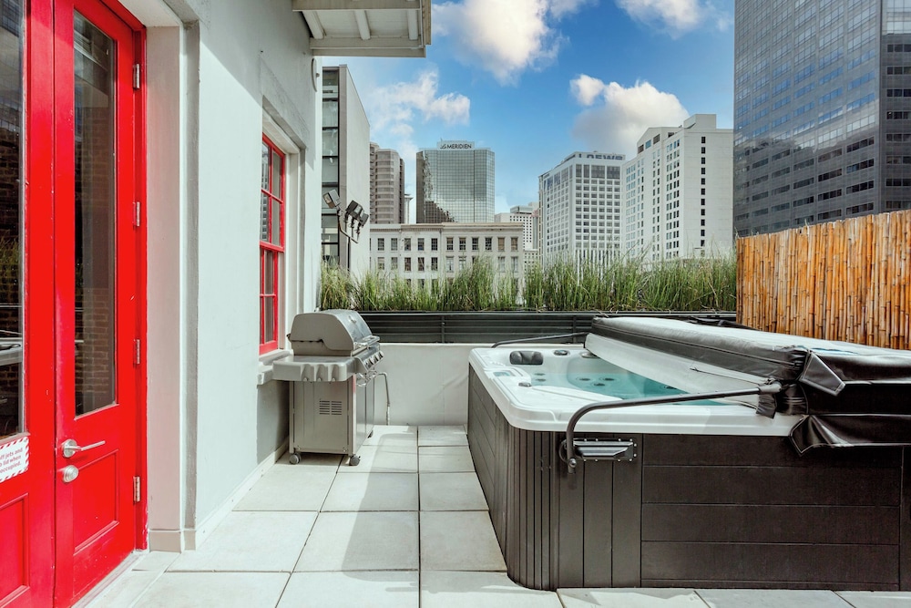 The Natchez — Spa in New Orleans, Louisiana