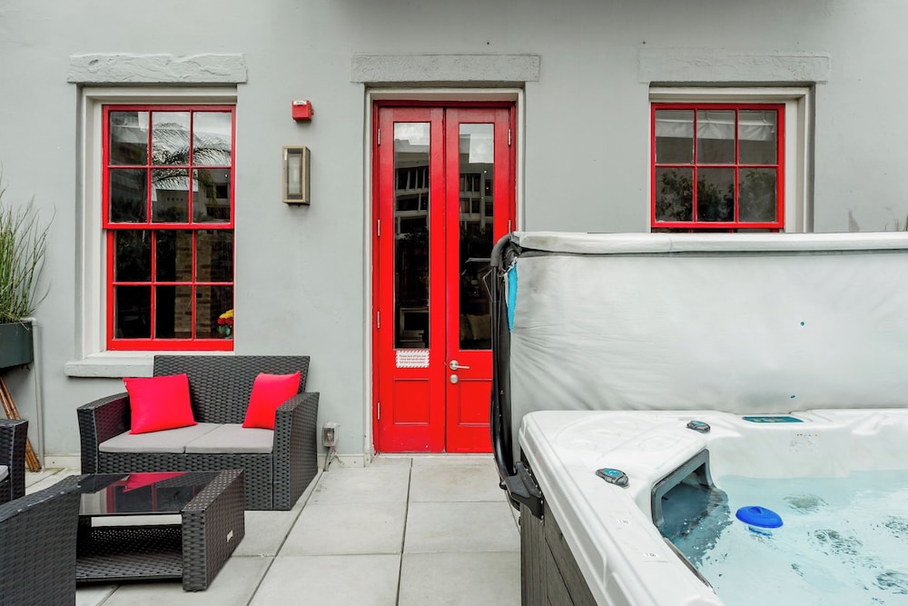 The Natchez — Spa in New Orleans, Louisiana