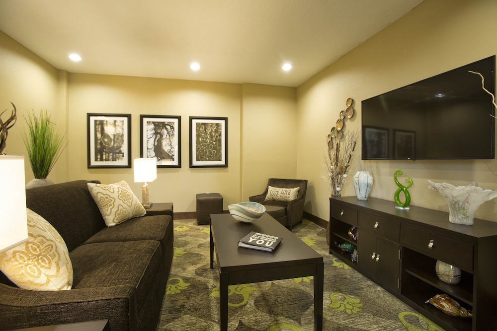 Staybridge Suites Orlando at SeaWorld by IHG — Hotel rooms in Orlando, Florida