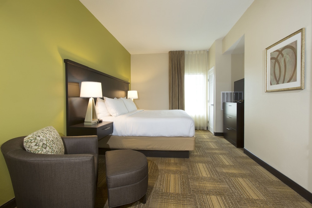 Staybridge Suites Orlando at SeaWorld by IHG — Hotel rooms in Orlando, Florida