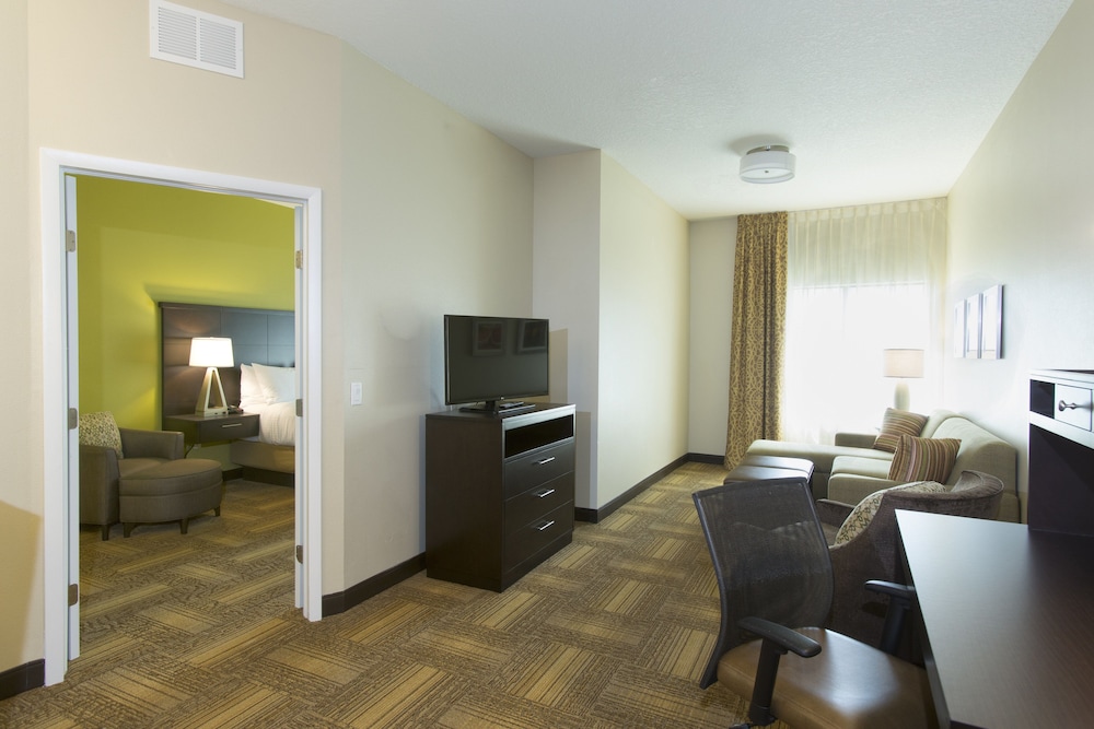 Staybridge Suites Orlando at SeaWorld by IHG — Hotel rooms in Orlando, Florida