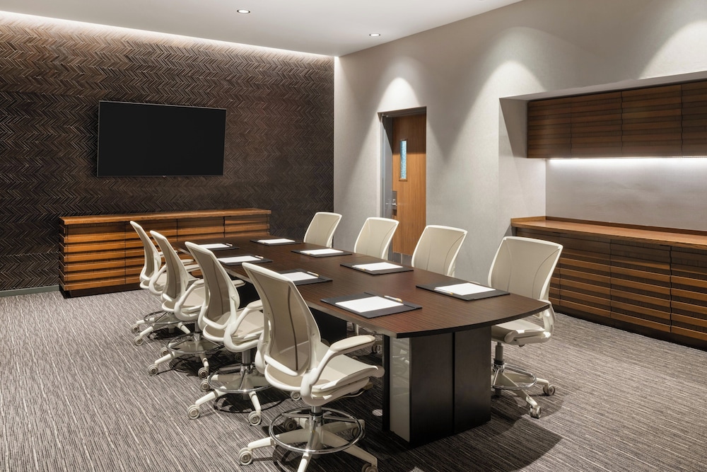 EVEN Hotel New York - Midtown East by IHG — Hotel building in New York City, New York State