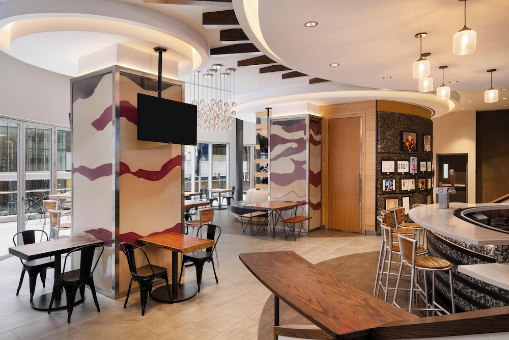 EVEN Hotel New York - Midtown East by IHG — Restaurant & bars in New York City, New York State