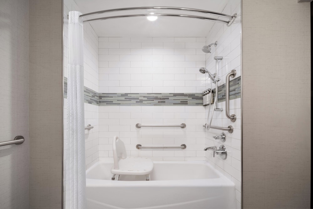 EVEN Hotel New York - Midtown East by IHG — Hotel rooms in New York City, New York State