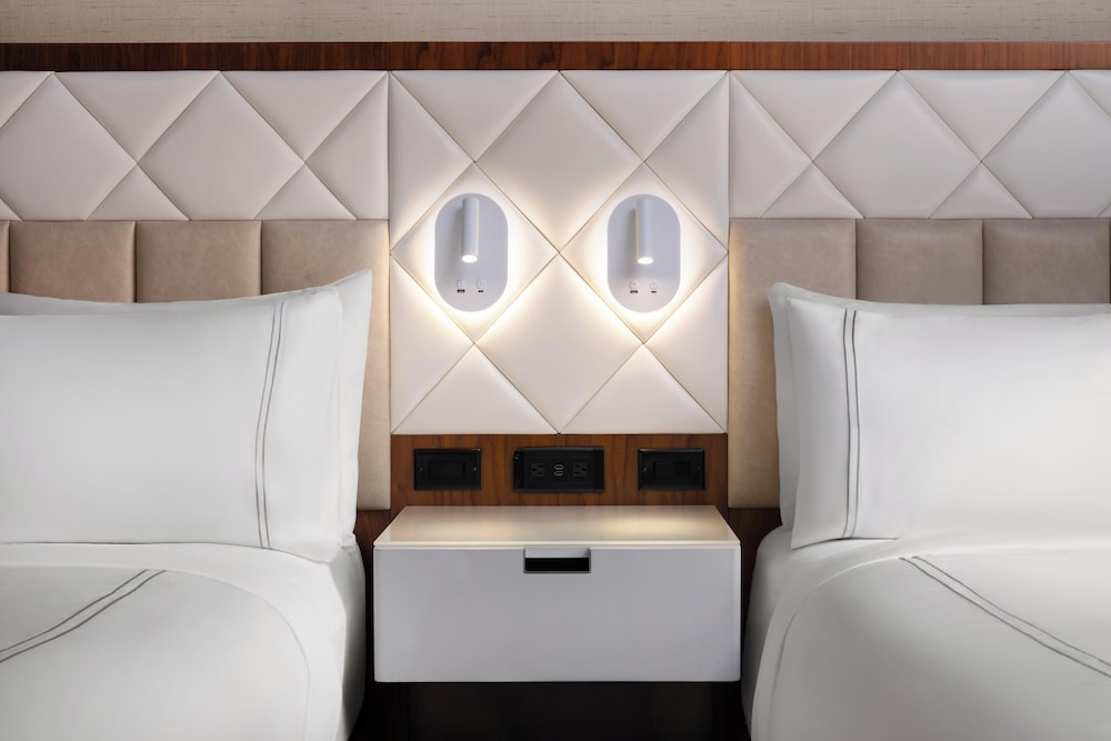EVEN Hotel New York - Midtown East by IHG — Hotel rooms in New York City, New York State