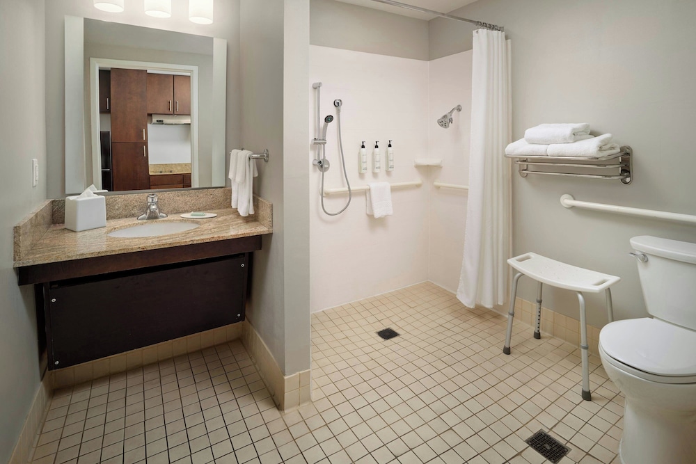 TownePlace Suites Orlando at FLAMINGO CROSSINGS® Town Center/Western Entrance — Hotel rooms in Winter Garden, Florida