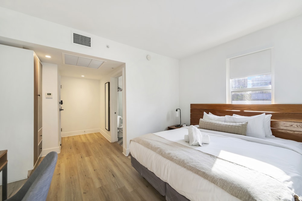 The Meridian Hotel by At Mine Hospitality — Hotel rooms in Miami, Florida