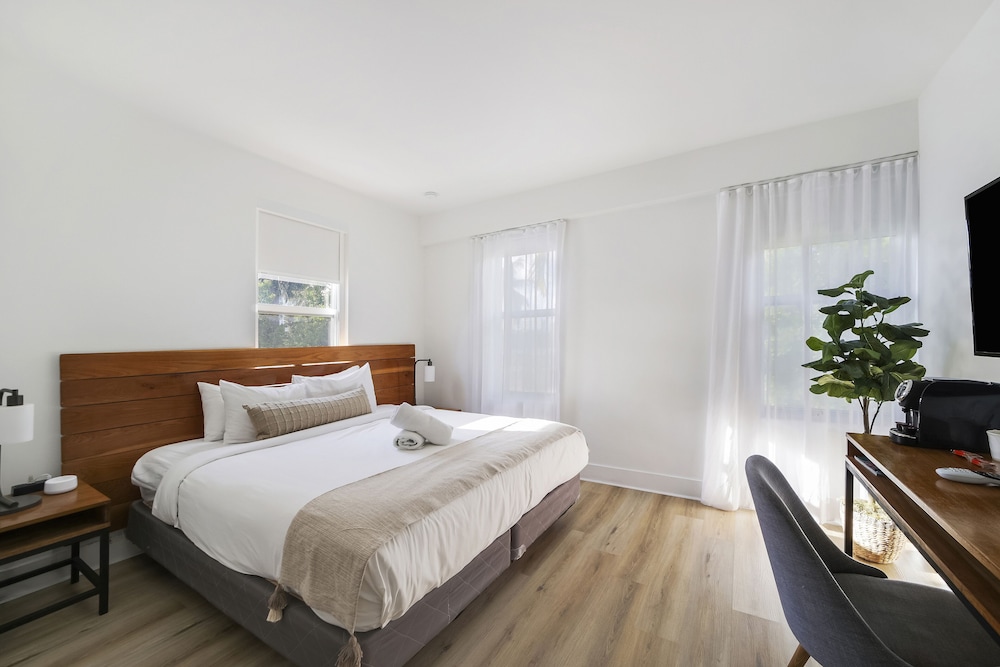 The Meridian Hotel by At Mine Hospitality — Hotel rooms in Miami, Florida