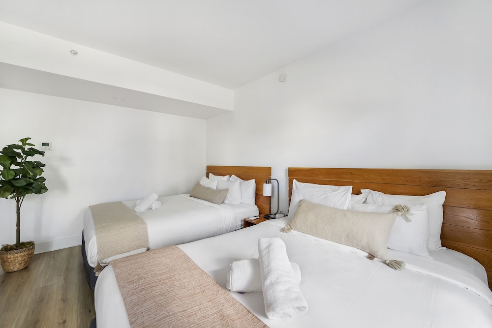 The Meridian Hotel by At Mine Hospitality — Hotel rooms in Miami, Florida