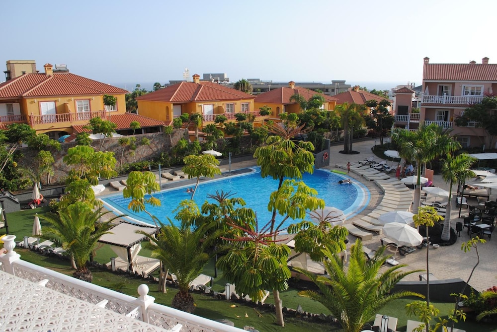 Hotel El Duque — Swimming pool in Costa Adeje, Canary Islands
