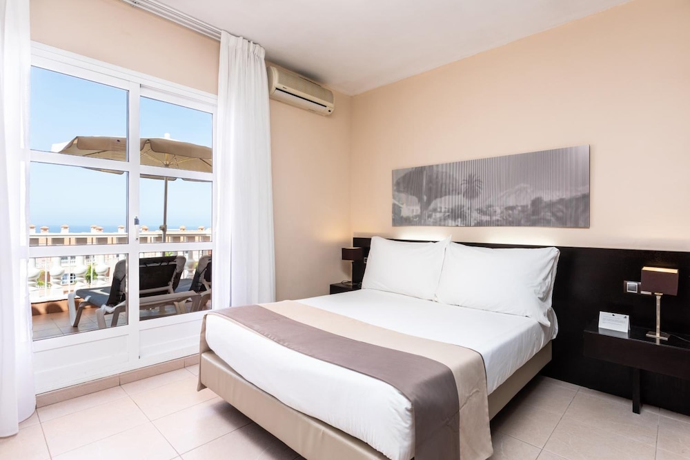 Hotel El Duque - zdjęcie 5