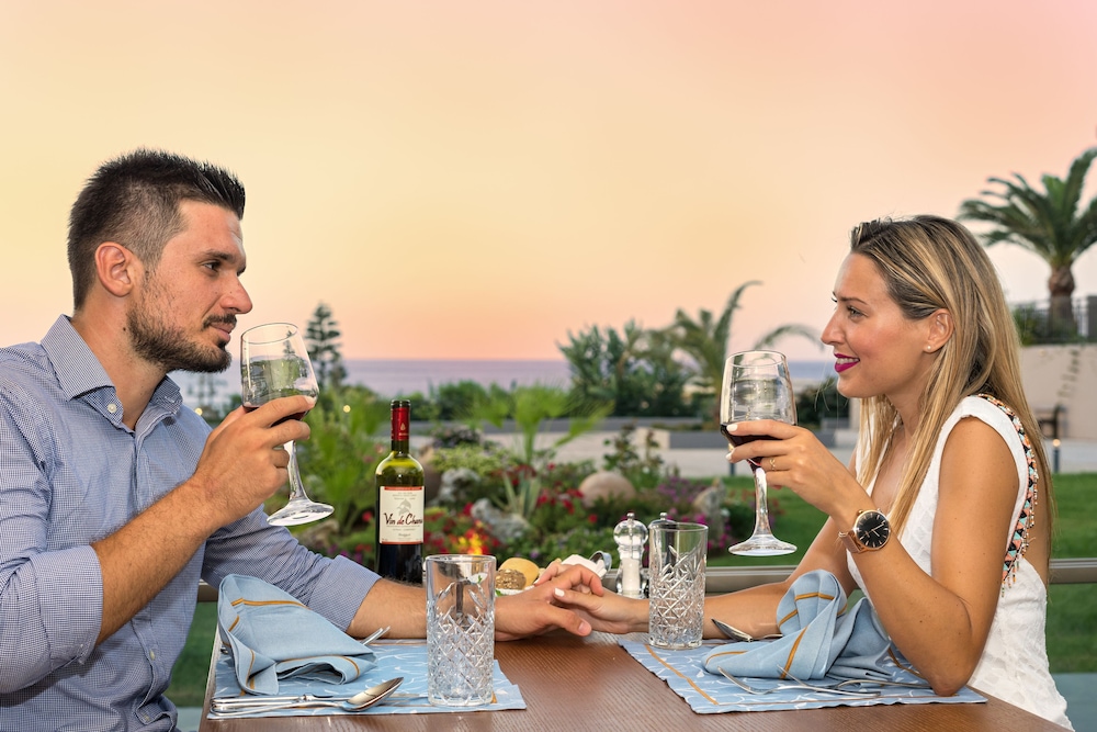 Solimar Aquamarine Resort — Restaurant & bars in Platanias