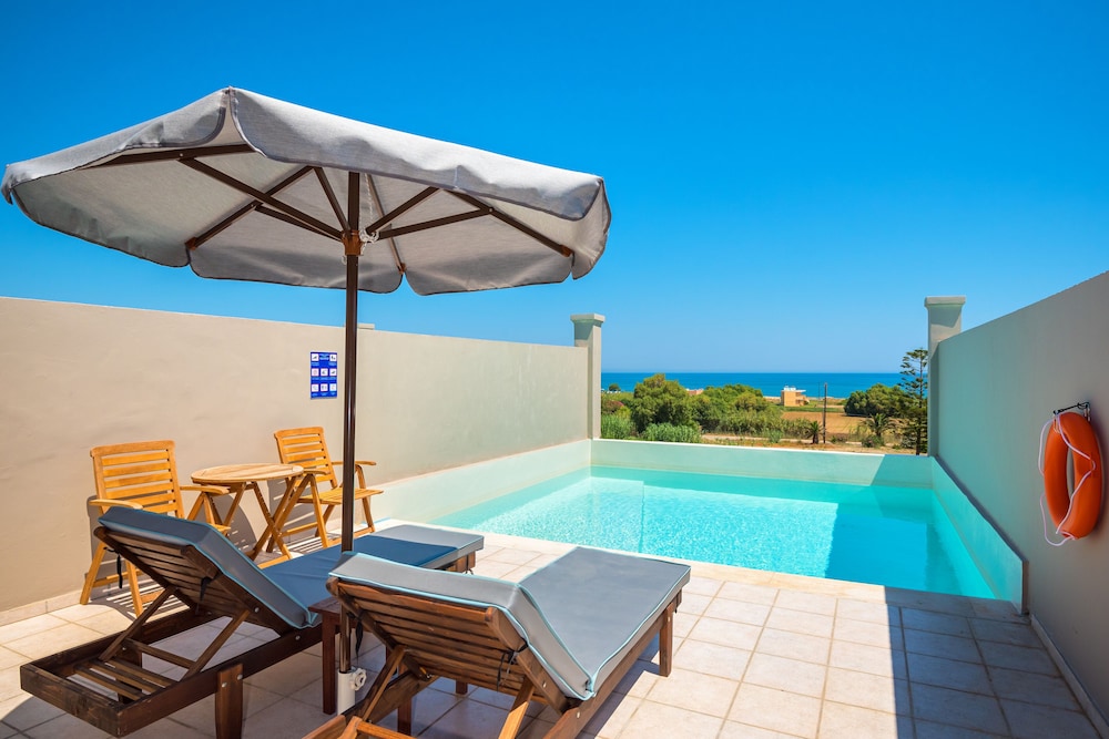 Solimar Aquamarine Resort — Swimming pool in Platanias