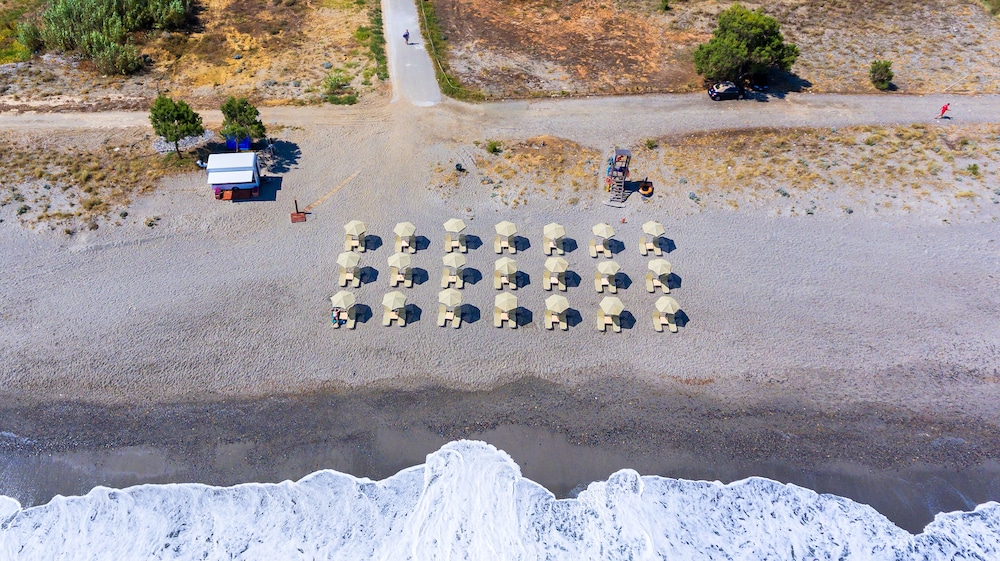 Solimar Aquamarine Resort — Beach in Platanias