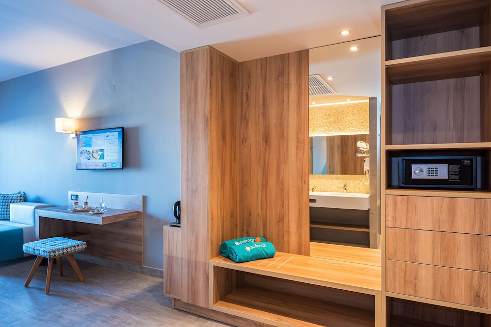 Solimar Aquamarine Resort — Hotel rooms in Platanias