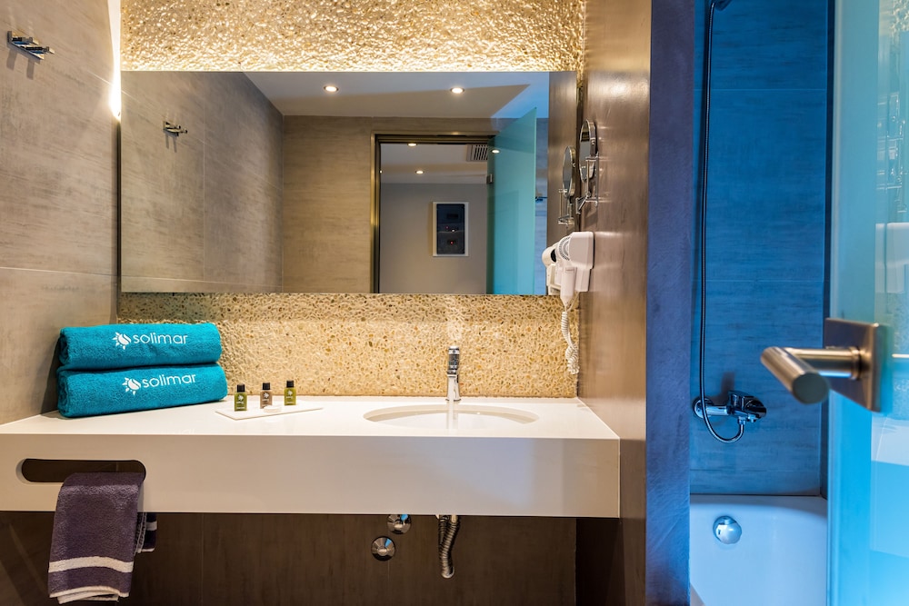 Solimar Aquamarine Resort — Hotel rooms in Platanias