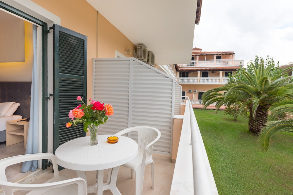 Alkion Hotel Sidari — Hotel building in Sidari, Ionian Islands