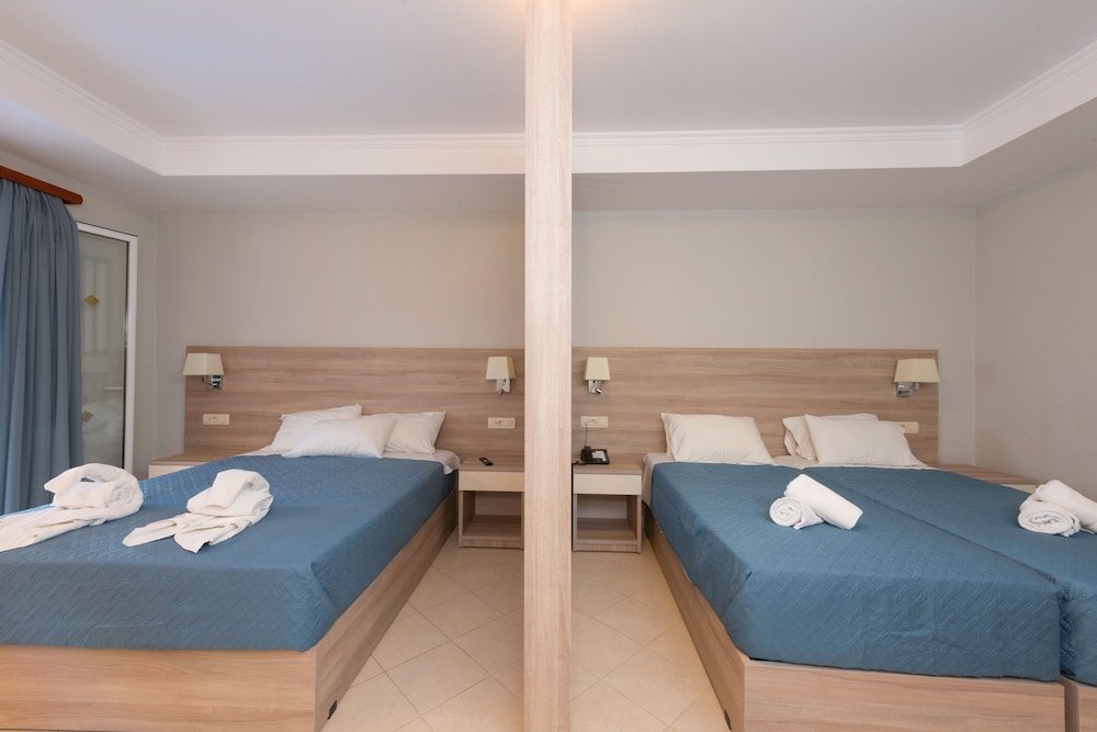 Alkion Hotel Sidari — Hotel rooms in Sidari, Ionian Islands