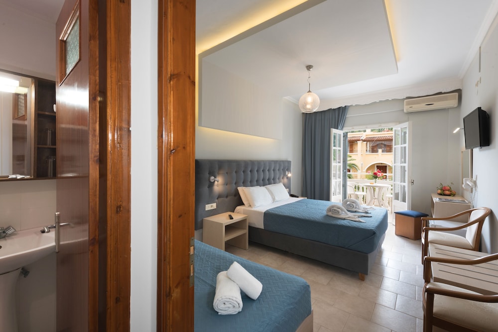 Alkion Hotel Sidari — Hotel rooms in Sidari, Ionian Islands