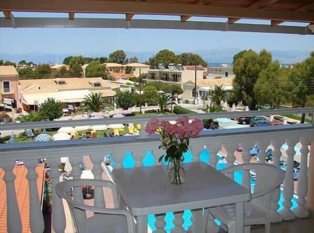 Alkion Hotel Sidari — Swimming pool in Sidari, Ionian Islands