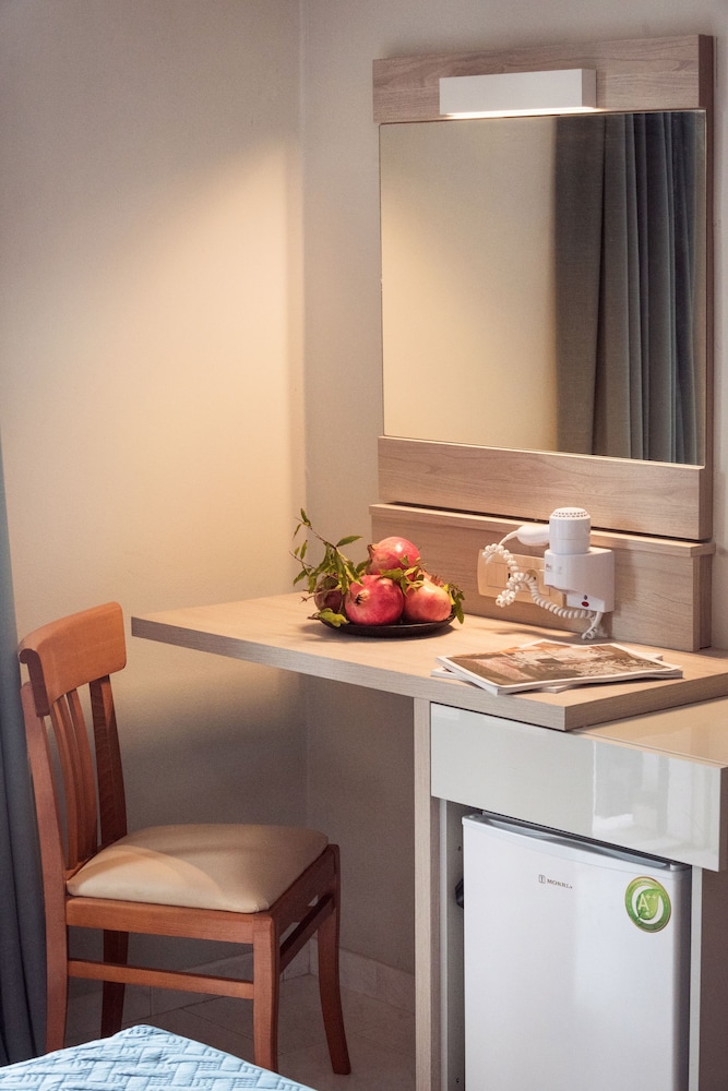 Alkion Hotel Sidari — Hotel rooms in Sidari, Ionian Islands